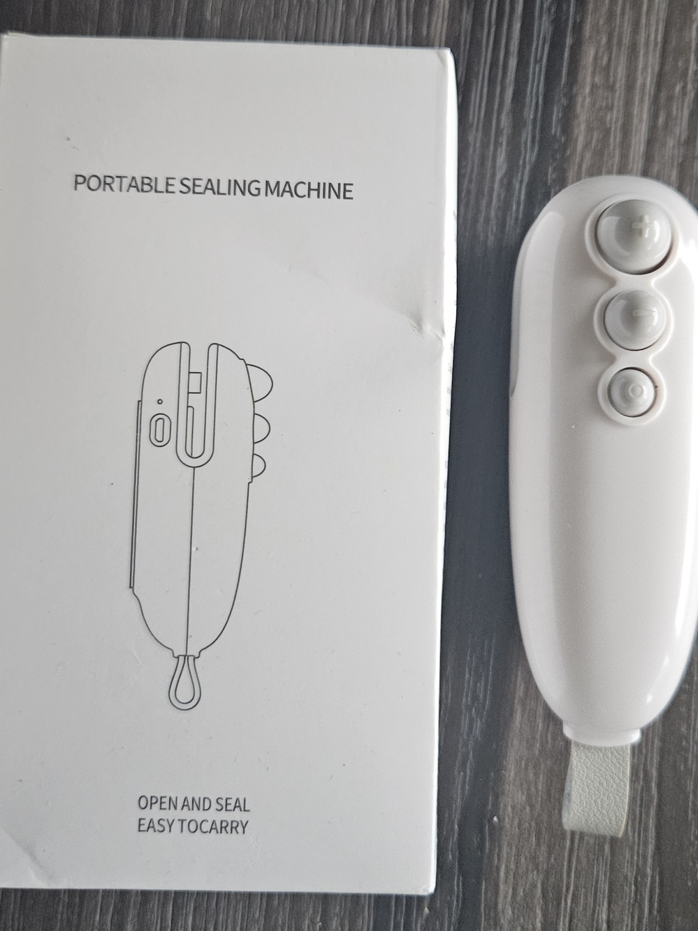 Portable White Handheld Sealing Device - White
